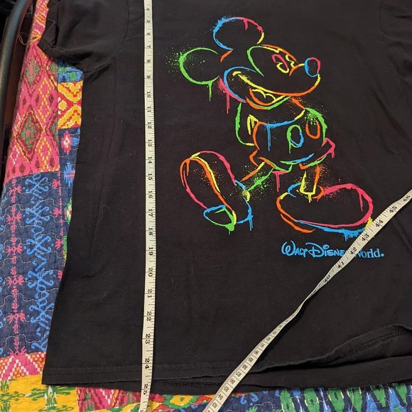 Official Disneyworld Black Mickey Mouse Tee, unisex size Medium - Picture 5 of 6
